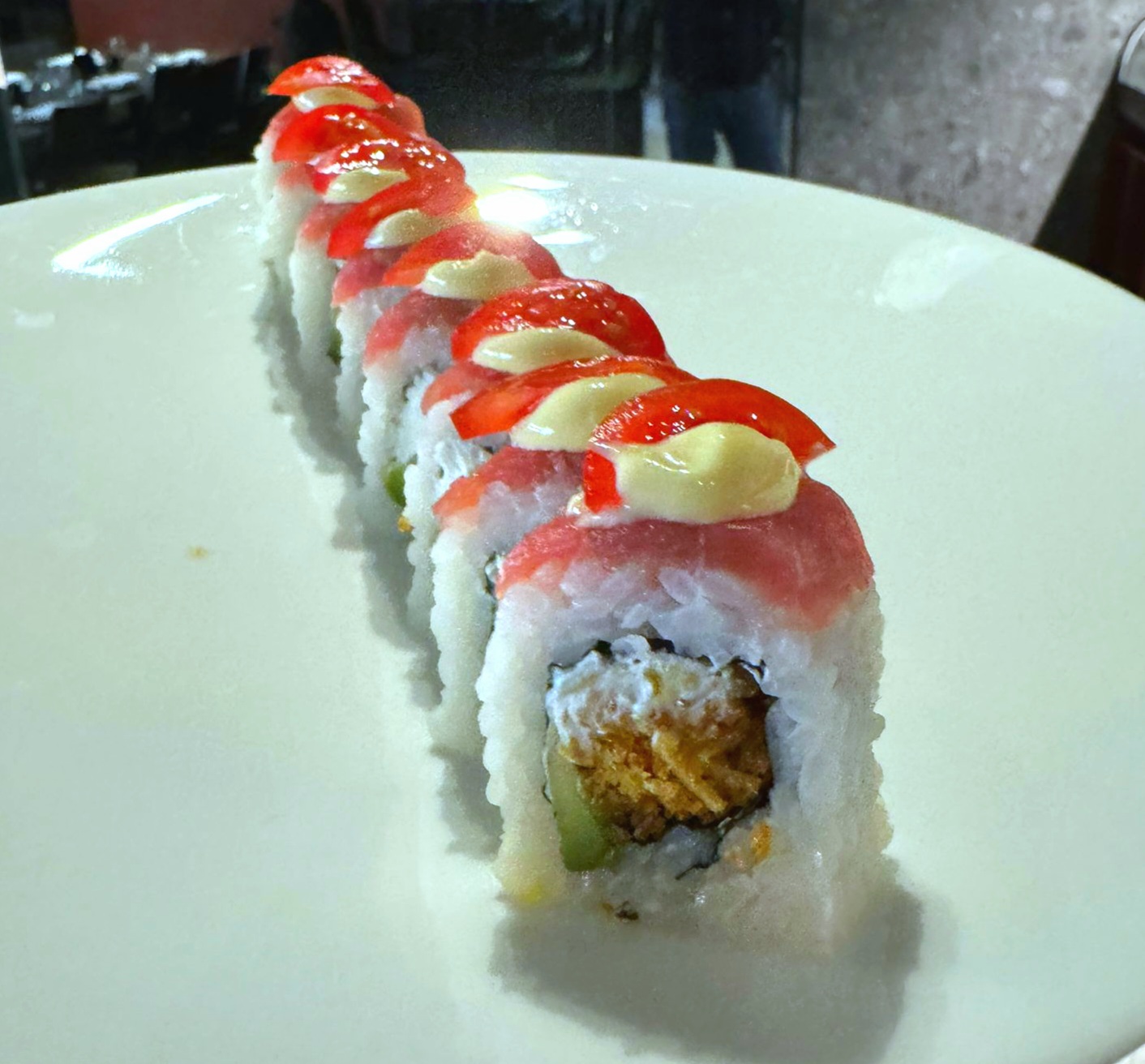 TOMATO TUNA ROLL 8 PZ